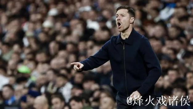 马卡:皇马高层连夜开会,确定欧冠对曼城是阿隆 马卡:皇马高层连夜开会,确定欧冠对曼城是阿隆