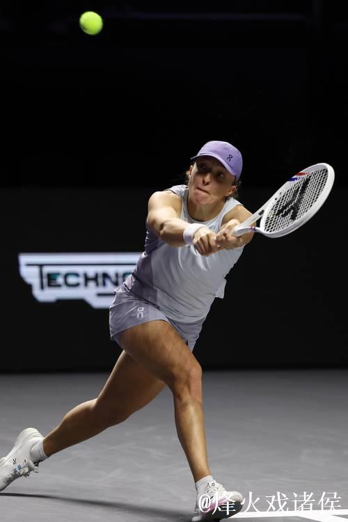 WTA年终总决赛:阿尼西莫娃惊险逆转“生死战” 晋级四强 WTA年终总决赛:阿尼西莫娃惊险逆转“生死战” 晋级四强